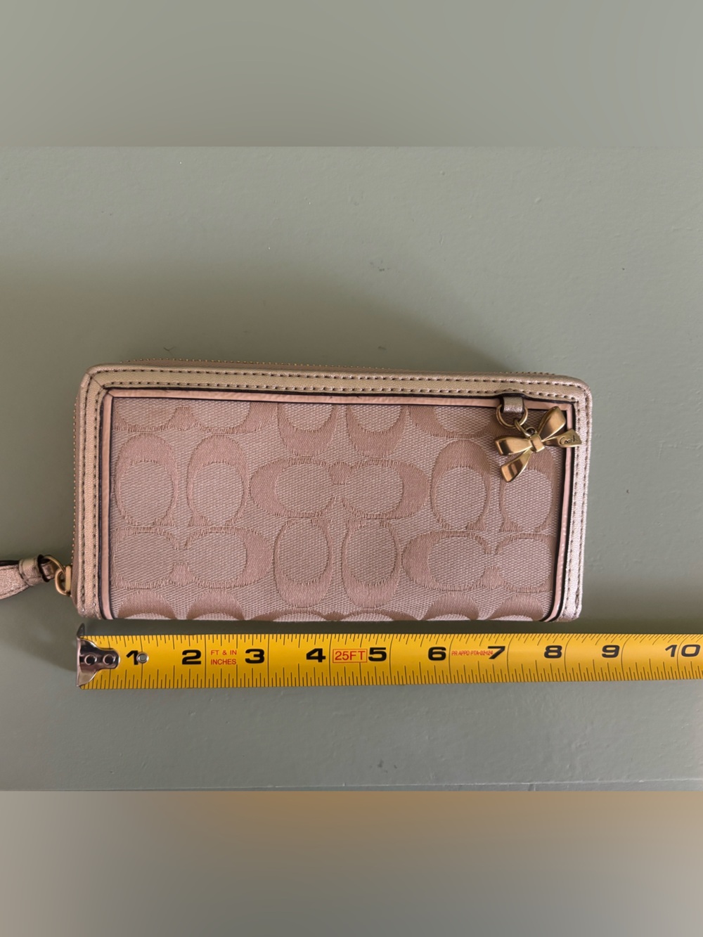 Coach Zip Wallet - Picture 5 of 6
